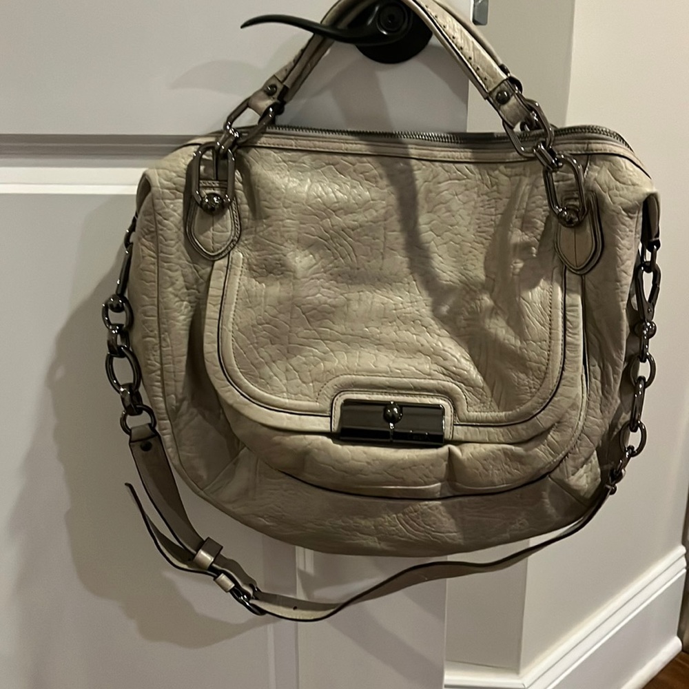 COACH HANDBAG Light grey NEVER USED!!